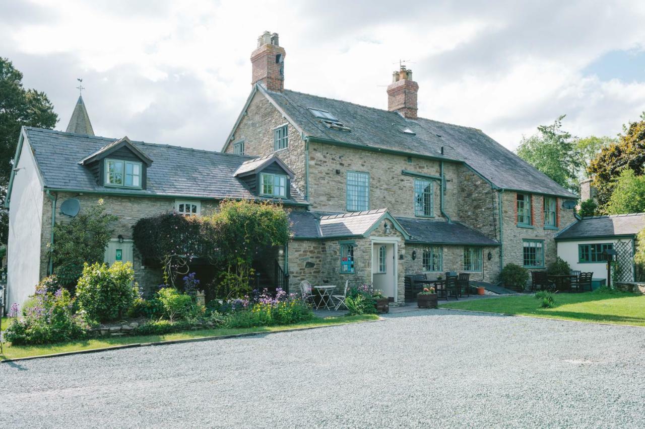 The Coach House Hotell Bishop's Castle Exteriör bild